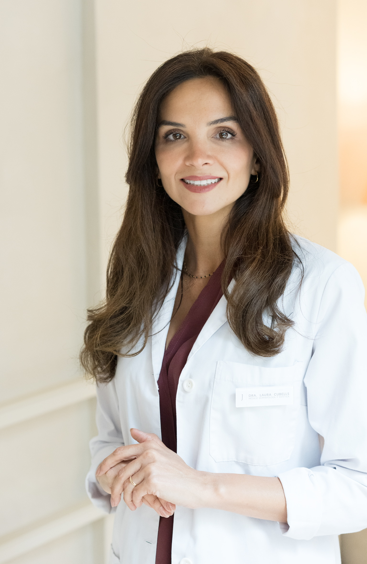 Dra. Laura Cubells Sánchez, directora médica y dermatóloga de Clínica Alejandría en Valencia